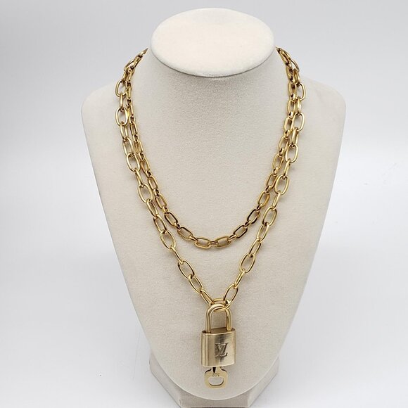 Authentic Louis Vuitton Gold Padlock w/ Unbranded Fashion Stainless Steel Chain - Picture 6 of 8